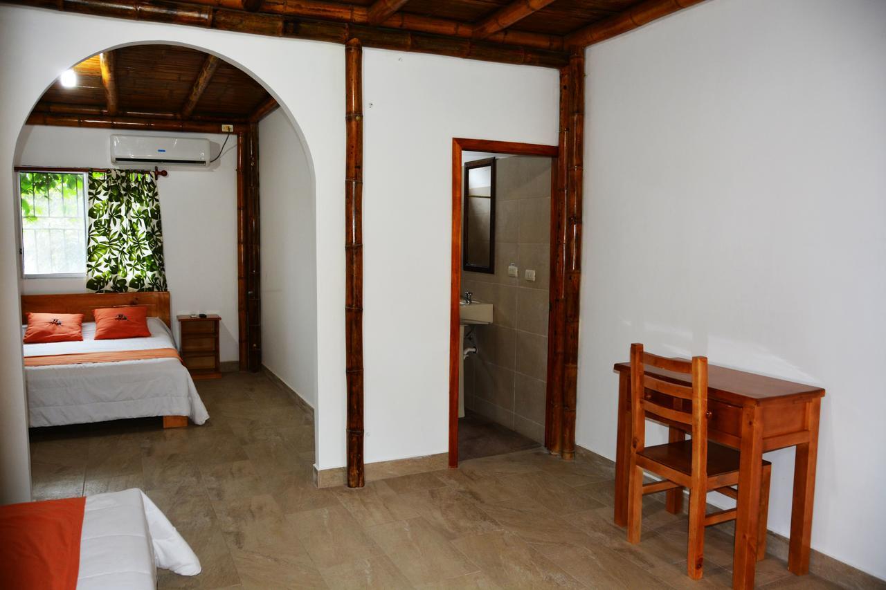 Puerto López Tuzco Lodge מראה חיצוני תמונה